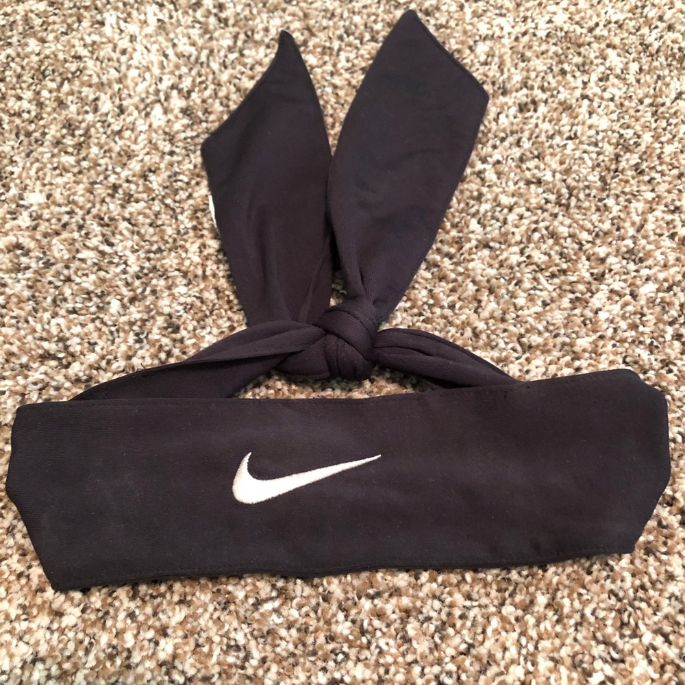 Black Nike Dri Fit Head Tie